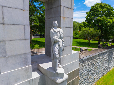 Roger Williams statue in Prospect Terrace Park at 60 Congdon Street in College Hill, Providence, Rhode Island RI, USA.  
