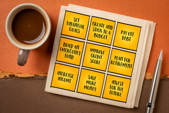 New Year resolutions for finance and wealth - set of inspirational notes with tips and guidelines.