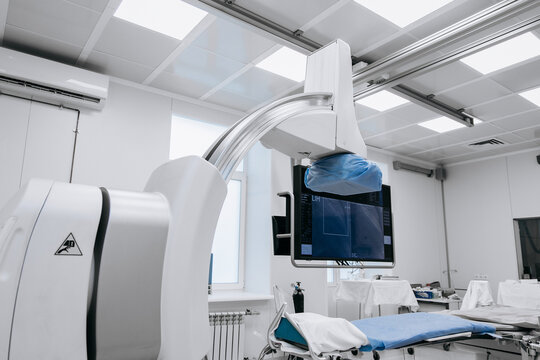 Modern angiography equipment used for cardiac diagnosis and minimally invasive vascular procedures.