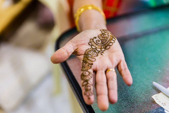 Indian bride's traditional wedding henna mehndi mehendi hands close up
