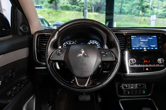 Mitsubishi Outlander SUV Interior Dashboard Steering Wheel View