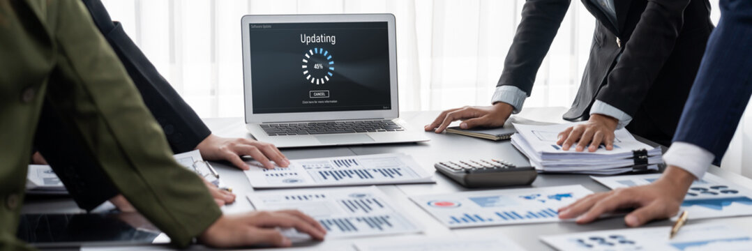 Software update on computer for brisk version of device software upgrade
