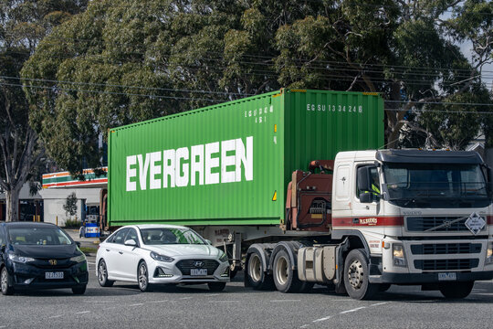 A semi-trailer truck carrying a Evergreen shipping container in Melbourne, Victoria, Australia. Evergreen Marine Corporation Ltd. (長榮海運) is a Taiwanese container transportation and shipping company