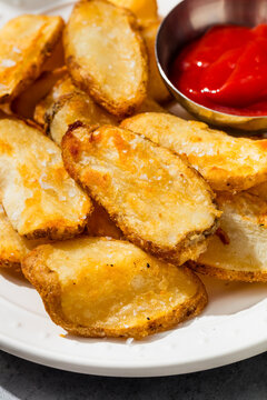 Homemade Deep Fried Potato Wedges