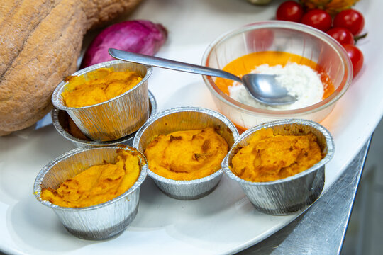 recipes with pumpkin ingredients, tortelloni and cake, preparation of a typical dish