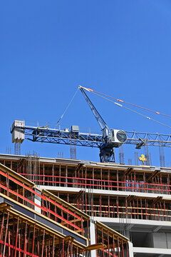 Construction of multi-story house