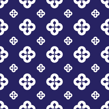 This pattern offers a contemporary reinterpretation of traditional Blue-and-White porcelain (ถ้วยลายคราม) aesthetics. Inspired by classic floral and quatrefoil motifs found in historic oriental cerami