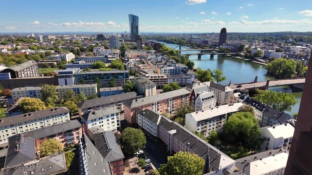 Blick vom Frankfurter Dom St. Bartholom&auml;us auf Frankfurt am Main 