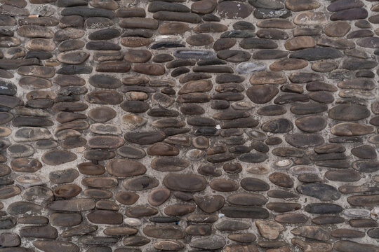 pebble stone wall