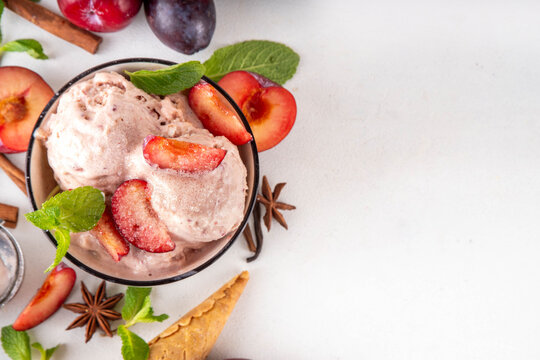 Winter flavor ice cream with Sugar plum