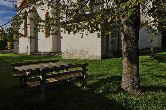 Filialkirche und Wallfahrtskirche St. Johann am Kirchberg . Maria Lankowitz . Steiermark . &Ouml;sterreich