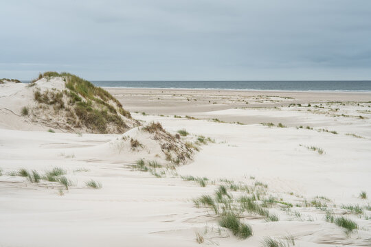 Breiter Sandstrand an der Nordsee