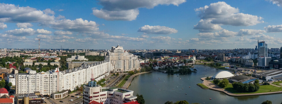 Panorama of the city of Minsk with the Trinity Suburb in the center.