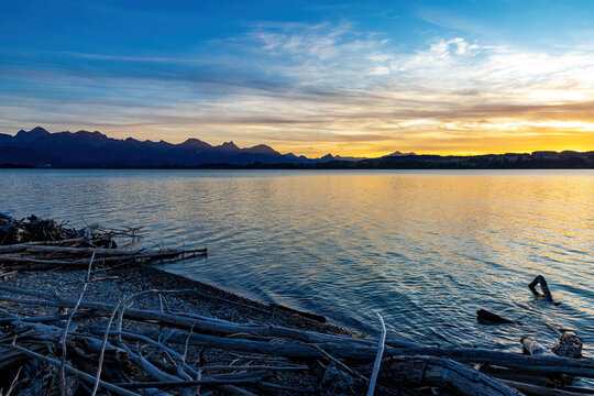 Aussicht auf den Forggensee am Abend bei Greith, Buching