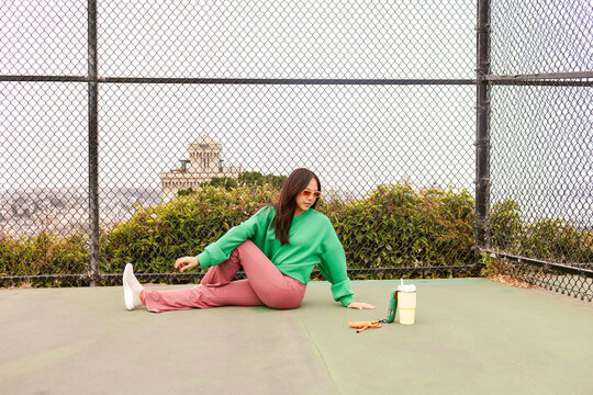 Tennis Court Streching