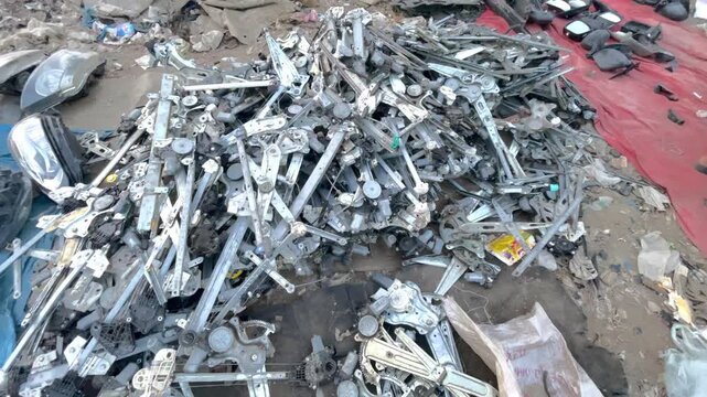 Used Car Window Regulators and Automotive Spare Parts in a Scrap Market