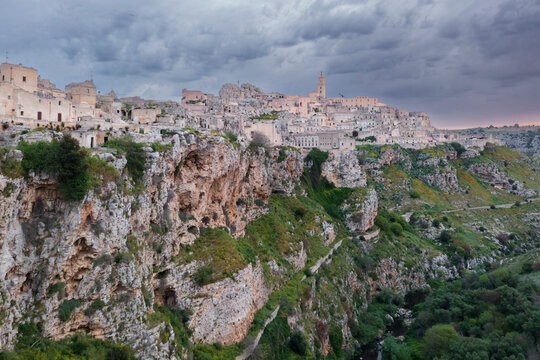 Sasso Caveoso hilltop town on cliffs at Dawn in matera, Italy