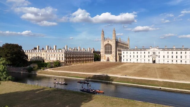 Cambridge River Cam and Historic College Skyline