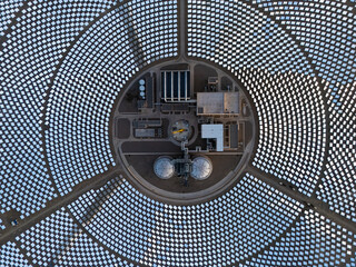 Obraz premium Aerial view of tower solar thermal power plant