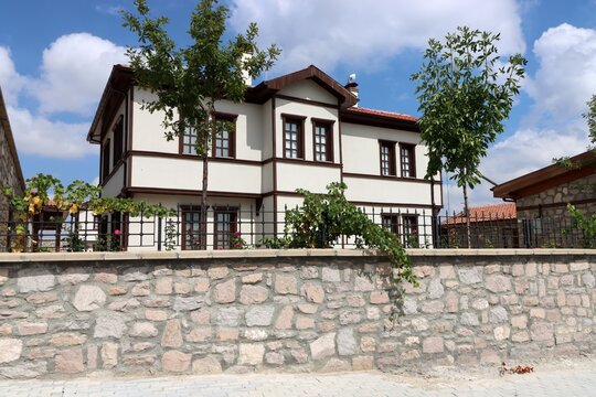 The Meram City and Living Culture Museum is located in the Dutlu Kir neighborhood of the Meram district. The museum opened in 2024.