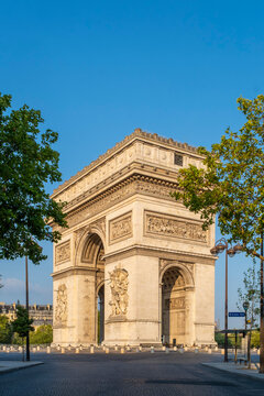 Arc de Triomphe, Place Charles de Gaulle, Paris, France