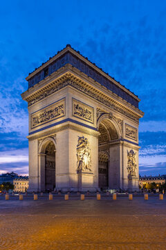 Arc de Triomphe, Place Charles de Gaulle, Paris, France