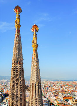 View of the Sagrada Familia spires and Barcelona city centre in the distance, Barcelona, Catalonia, Spain