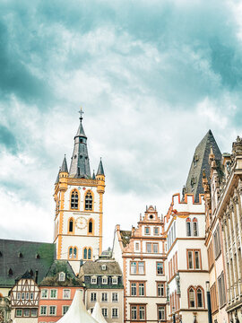 Embarking on a Trier Adventure: Roaming the Enchanting Streets of the Old Village