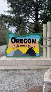 Oregon State Public Welcome Sign