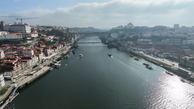 Rio Douro Ponte D Luis Barcos Drone Porto Portugal