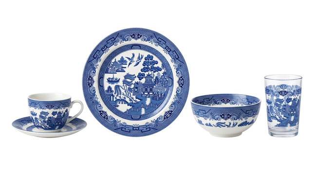 Vintage blue and white ceramic tableware set, classic chinoiserie porcelain plate bowl cup and glass, antique floral pattern dinnerware isolated PNG with Transparent Background