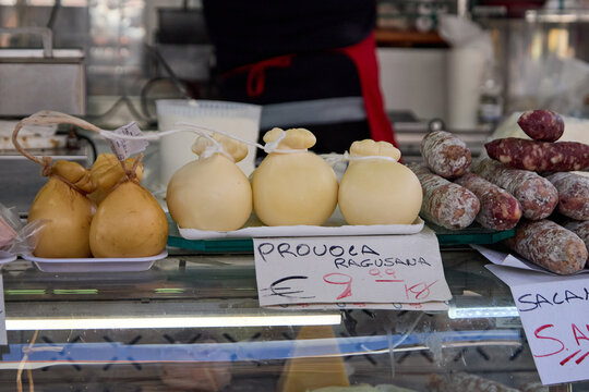 Catania, Italy; September 1, 2026: Traditional Sicilian kiosk on a city center street with a market atmosphere.