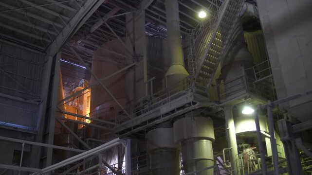 Large Industrial Spray Drying Facility for Ceramic Production