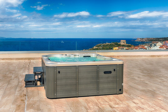 Pool with hydromassage overlooking Santa Teresa Gallura, Sassari, Italy