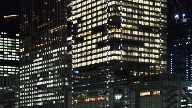 東京の超高層ビル群と夜景風景