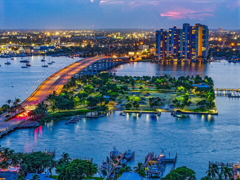 Jerry Thomas Memorial Bridge and Phil Foster Park