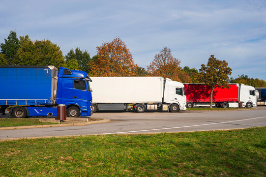 Pausenzeit auf einen Parkplatz auf einer deutschen Autobahn
