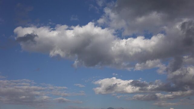 Clouds in Sky Timelapse, Dramatic Fluffy Cloud in Time Lapse, Blue Stormy Cloudy Sky