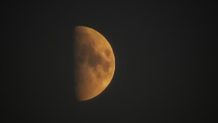 moon © Andrey
