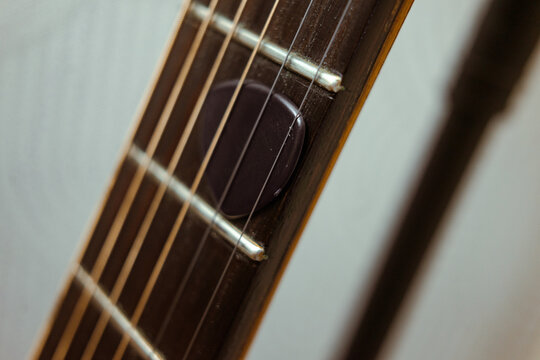 Details of the acoustic gypsy guitar