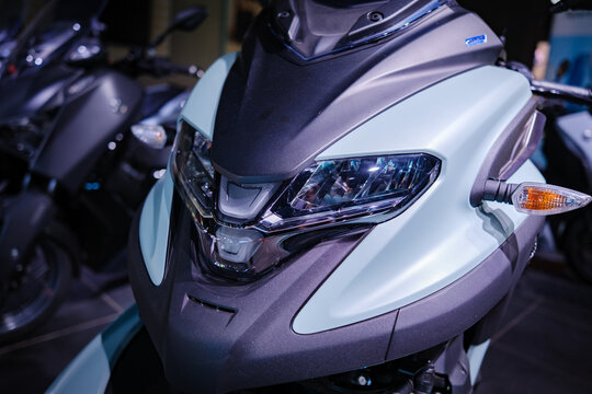 Yamaha NMAX headlight and front panel with a Blue Core engine badge