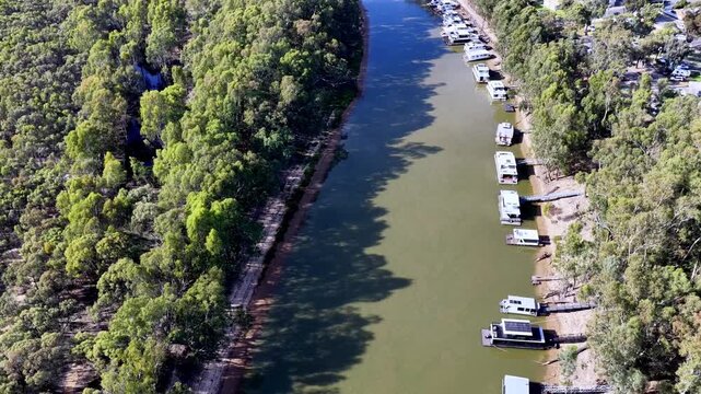 Echuca historic town on Murray river of Australia Victoria &ndash; aerial outdoors park view.