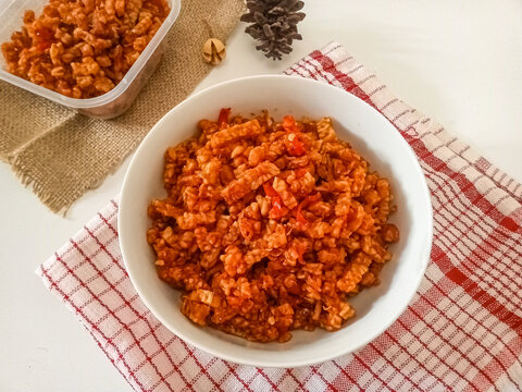 Orek tempe is a typical Indonesian food, specifically a Javanese dish made from tempeh which is cut into cubes or sliced ​​sticks and cooked with special spices, namely Javanese sugar.