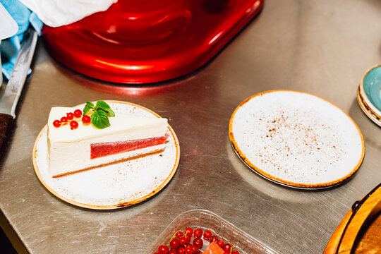 Plated cake slice