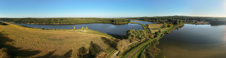 Zdjęcie panoramiczne z drona stawów rybnych  © Tomasz