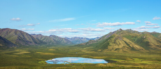 Obraz premium Lake in tundra