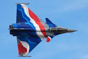 Obraz premium Rafale Solo Display 2026 en vol gros plan