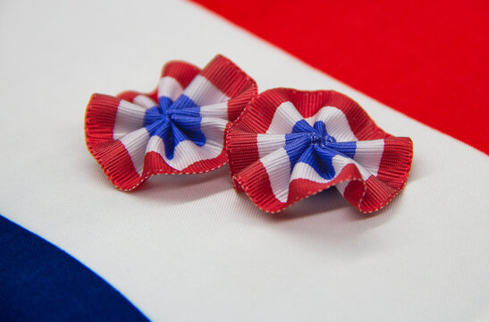 Paraguayan cockade made with ribbons