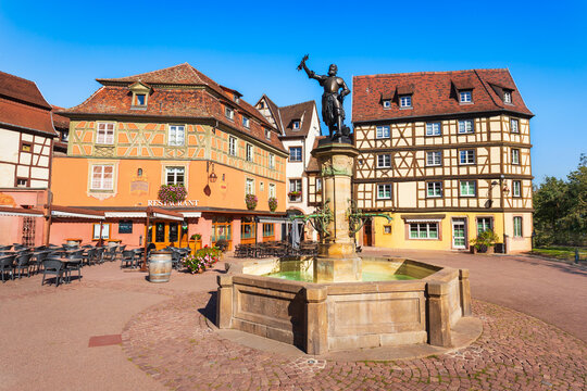 Schwendi Fountain at Place Ancienne Douane in Colmar, France