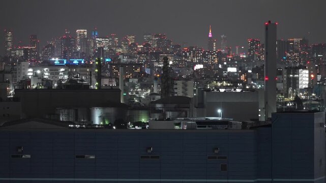 川崎マリエンから望む京浜工業地帯と都市夜景
